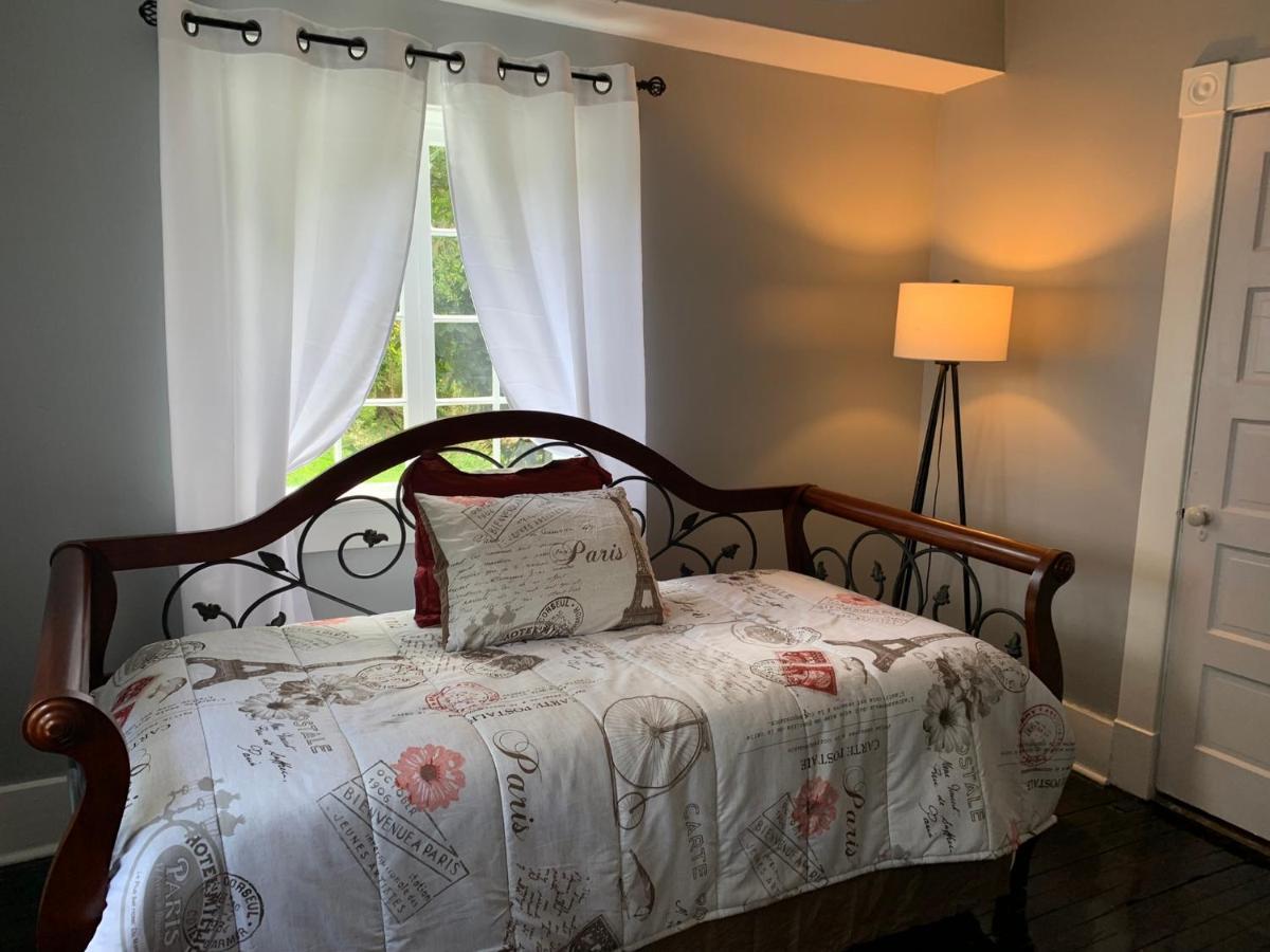 リンチバーグHistorical District 2Bdrm Built In 1910アパートメント エクステリア 写真